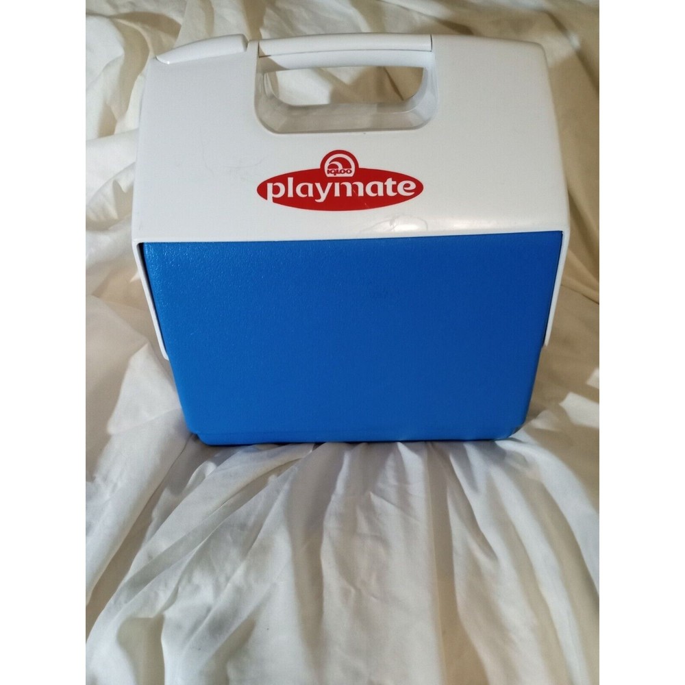 VTG Igloo Playmate Elite Cooler Blue White Made In USA Personal Size Push Button